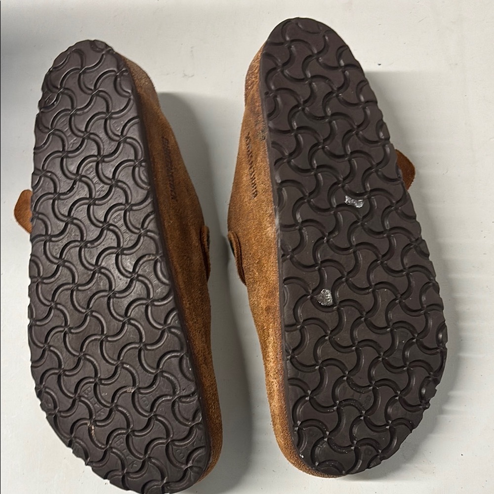 Birkenstock Tan Suede Clogs size 42 - Picture 7 of 8